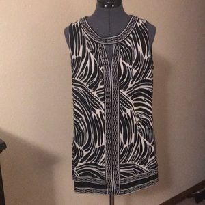 Black and white tunic
